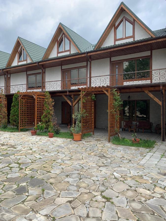 Pensiune Restaurant Rustic Rm Sarat Рымнику-Сэрат Экстерьер фото